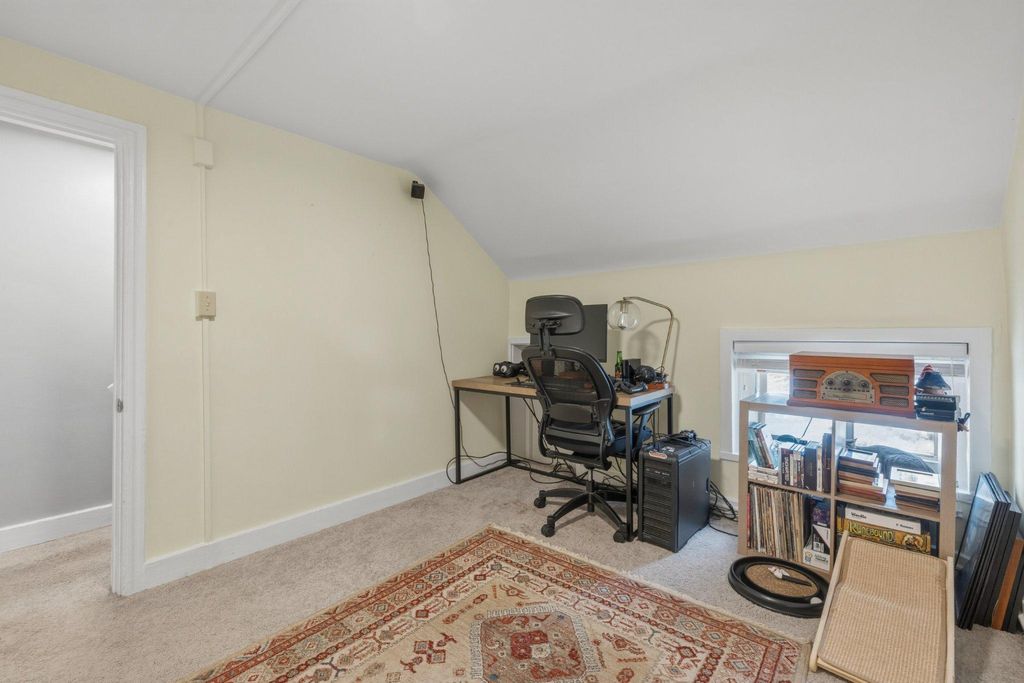 Image 22 of property listing at 465 W SOUTH ST, Frederick, MD 21701