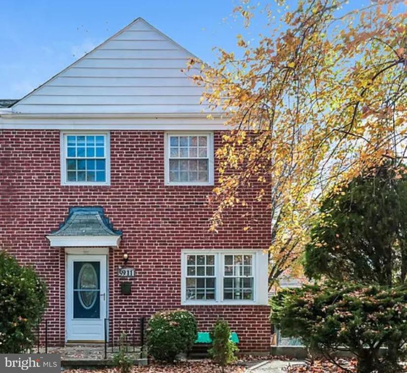 5911 AYLESHIRE RD, Baltimore, MD 21239