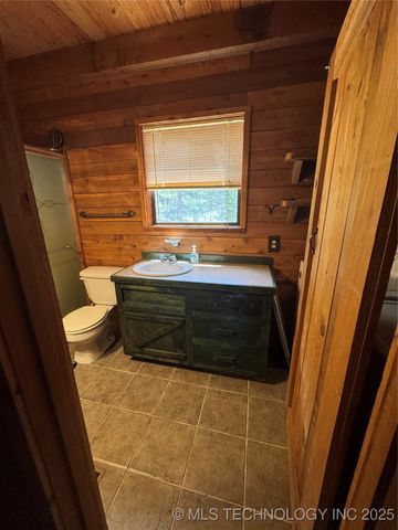 98 Kw Q, Moyers, OK 74557