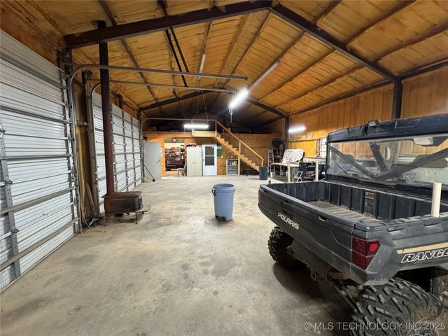 98 Kw Q, Moyers, OK 74557