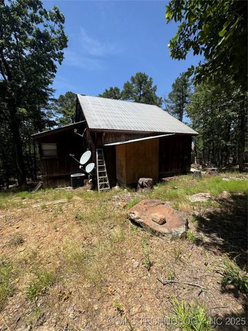 98 Kw Q, Moyers, OK 74557