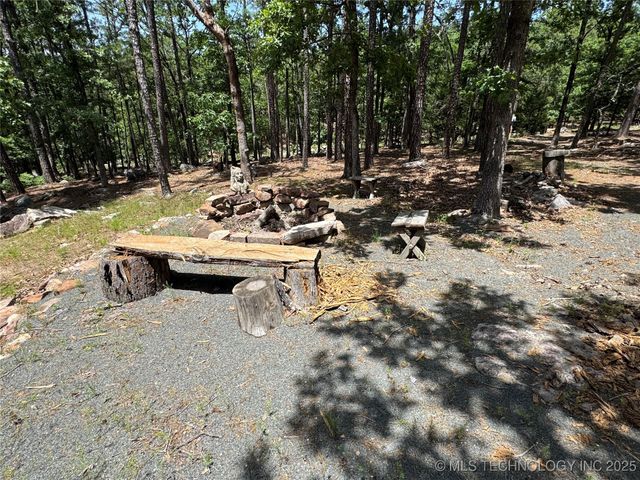 98 Kw Q, Moyers, OK 74557