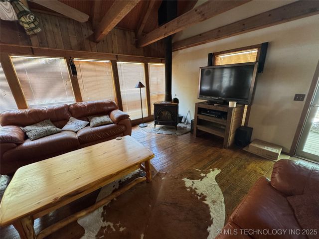 98 Kw Q, Moyers, OK 74557