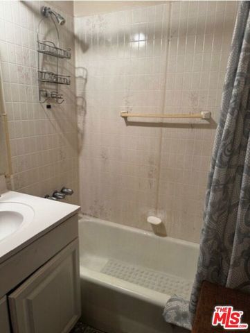 2508 Thoreau Street, Inglewood, CA 90303