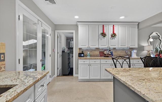 54 W 2nd Street, Freeport, NY 11520