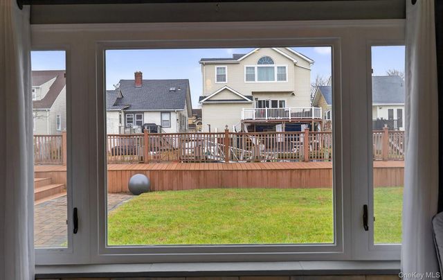 54 W 2nd Street, Freeport, NY 11520