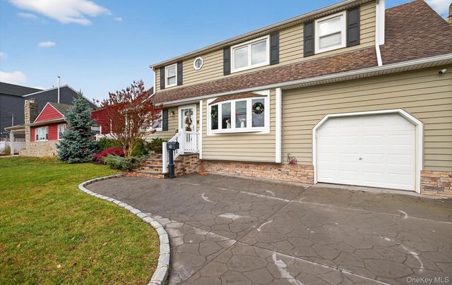 54 W 2nd Street, Freeport, NY 11520