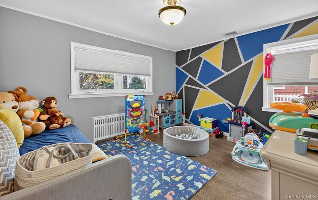 54 W 2nd Street, Freeport, NY 11520