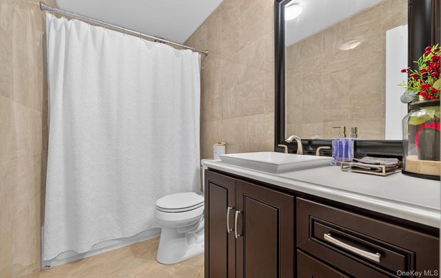 54 W 2nd Street, Freeport, NY 11520