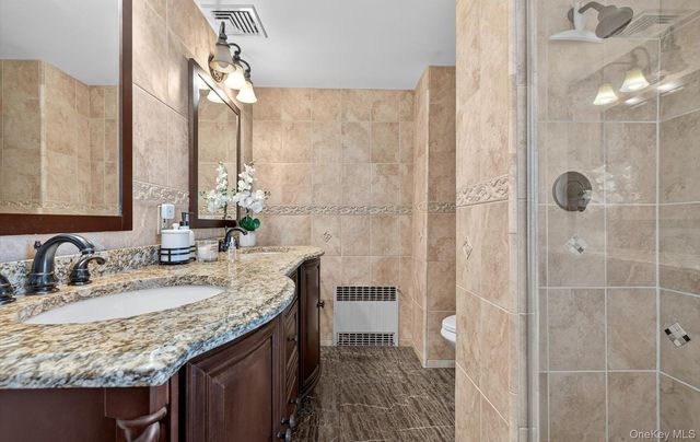 54 W 2nd Street, Freeport, NY 11520