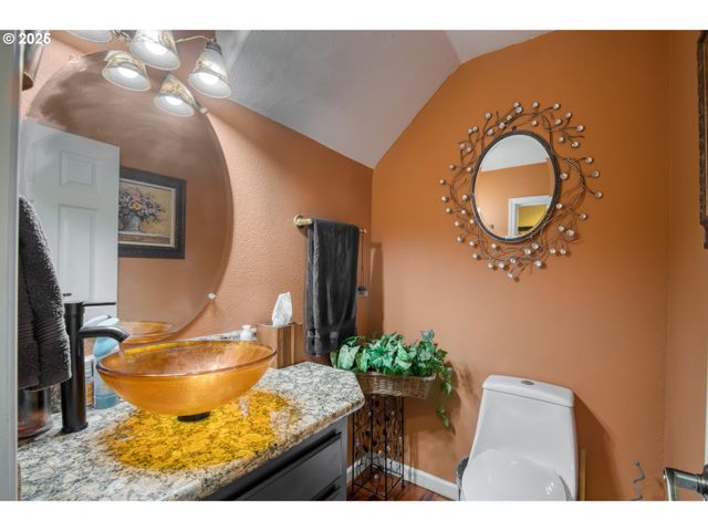 7531 Sw CRISP Dr, Beaverton, OR 97007