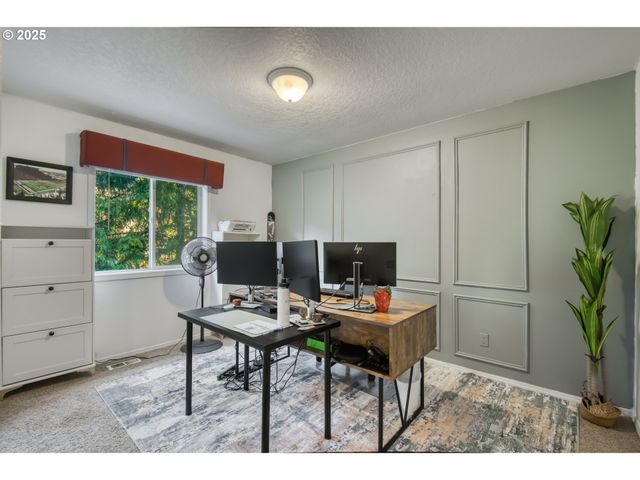 7531 Sw CRISP Dr, Beaverton, OR 97007