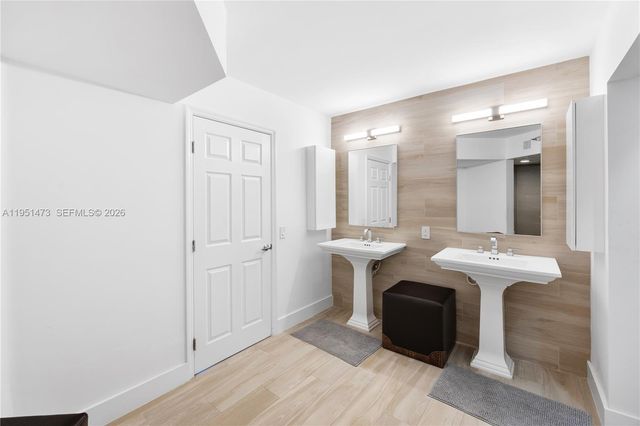 3530 Mystic Pointe Dr 1206, Aventura, FL 33180