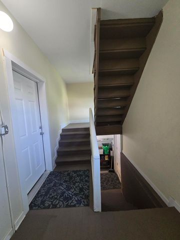 4332 Olcott Avenue, East Chicago, IN 46312