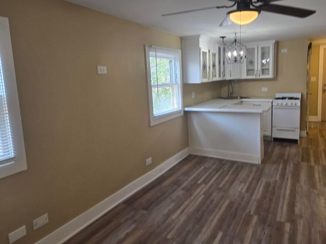 4332 Olcott Avenue, East Chicago, IN 46312