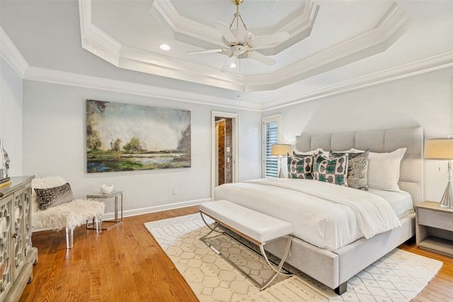 5322 W Mockingbird Lane, Dallas, TX 75209