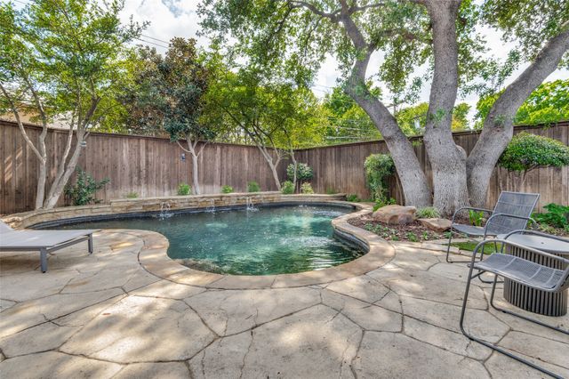 5322 W Mockingbird Lane, Dallas, TX 75209