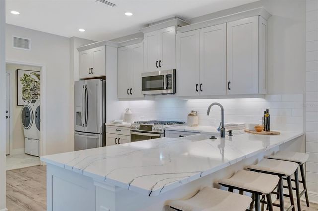 18173 CHERISHED LOOP, Bradenton, FL 34211