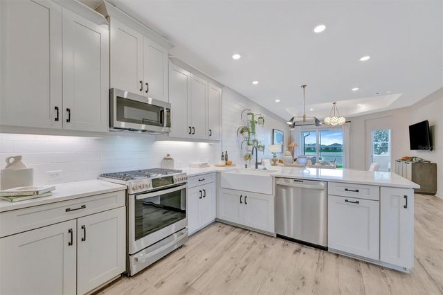 18173 CHERISHED LOOP, Bradenton, FL 34211