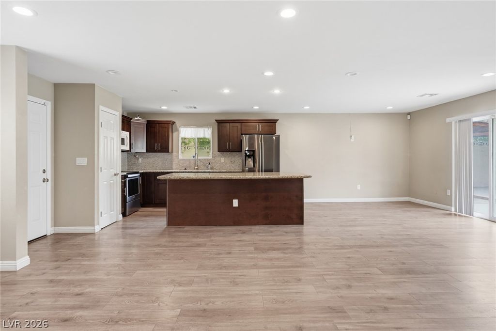 2240 Conchita Street, Las Vegas, NV 89108 — photo 2