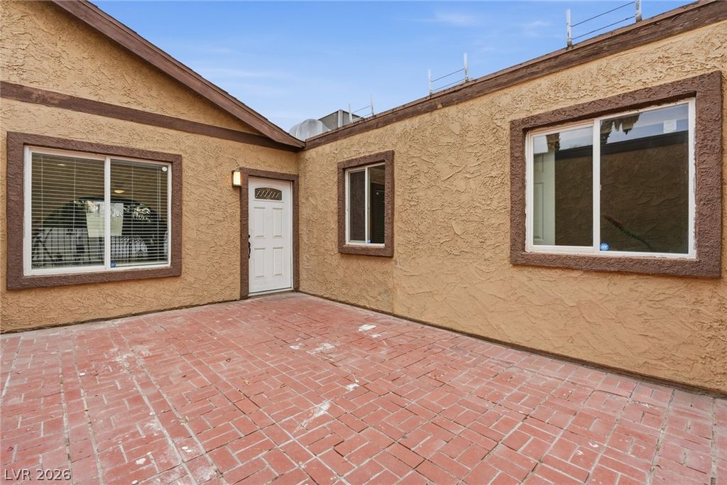 2240 Conchita Street, Las Vegas, NV 89108 — photo 4