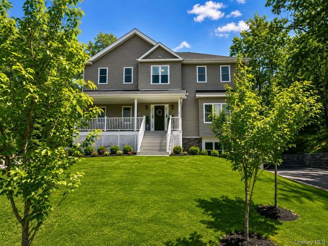 18 Fernglade Court, Monroe, NY 10950