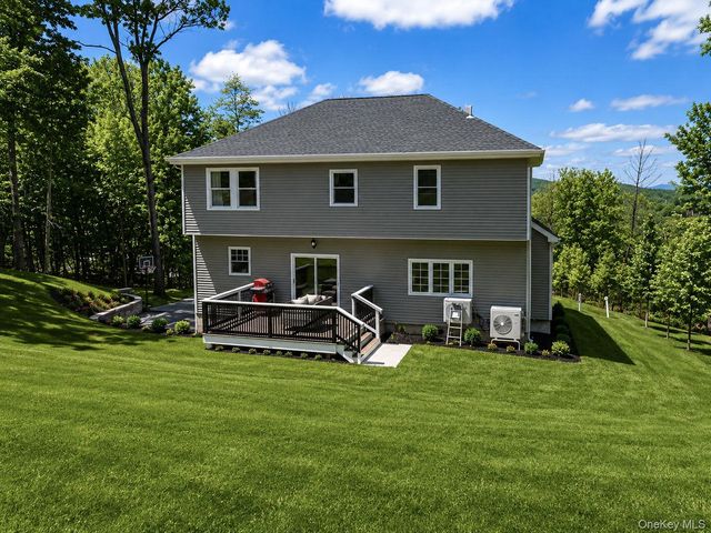 18 Fernglade Court, Monroe, NY 10950