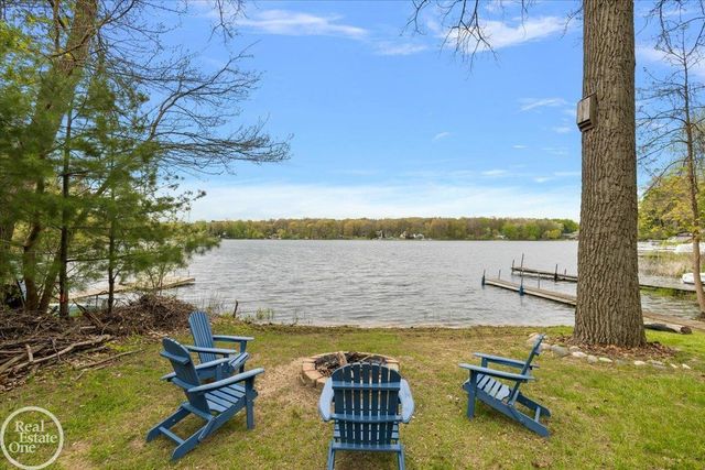 5231 Mattawa Drive, Independence Twp, MI 48348