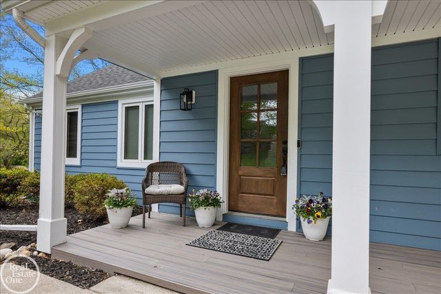 5231 Mattawa Drive, Independence Twp, MI 48348