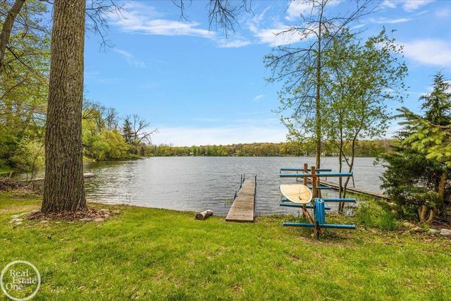 5231 Mattawa Drive, Independence Twp, MI 48348