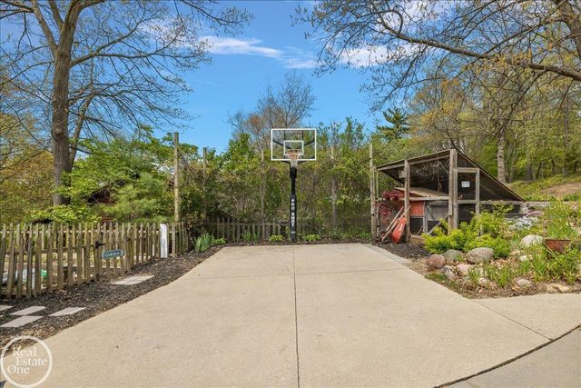 5231 Mattawa Drive, Independence Twp, MI 48348