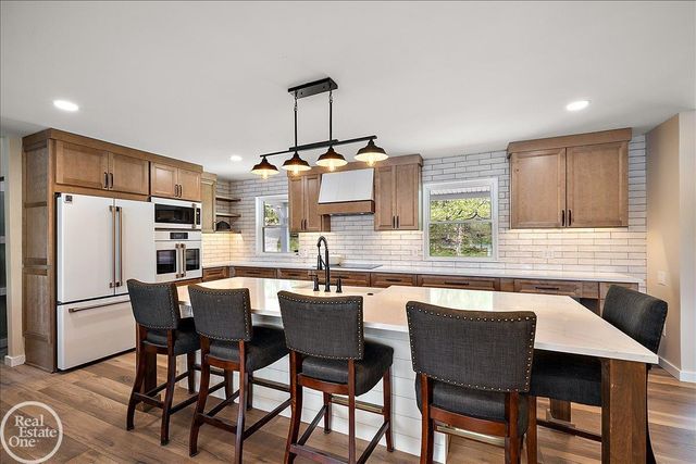 5231 Mattawa Drive, Independence Twp, MI 48348