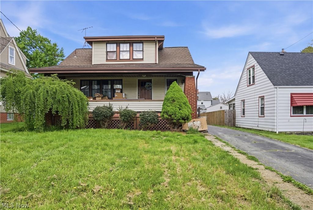 83 Como Street, Struthers, OH 44471