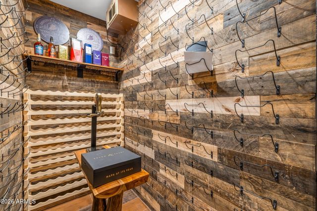 4402 E TURNEY Avenue, Phoenix, AZ 85018