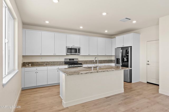 2234 Great Bluffs Lane, Sparks, NV 89436