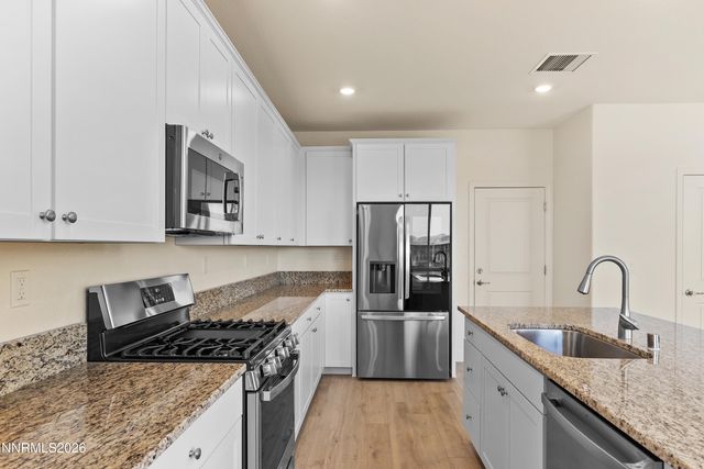 2234 Great Bluffs Lane, Sparks, NV 89436
