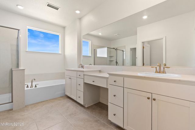 2234 Great Bluffs Lane, Sparks, NV 89436