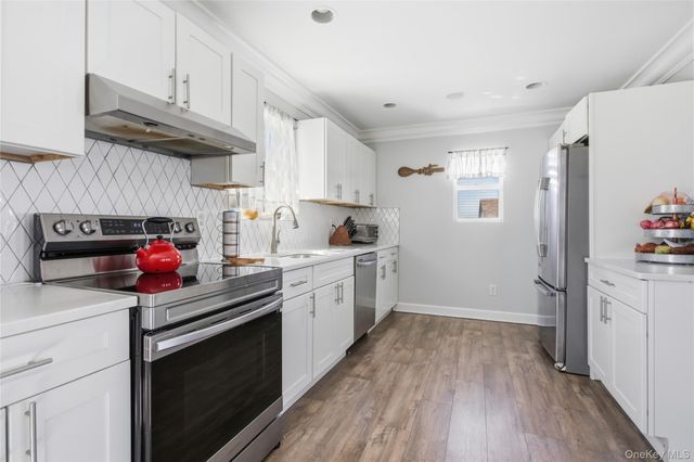 254 40th Street, Copiague, NY 11726