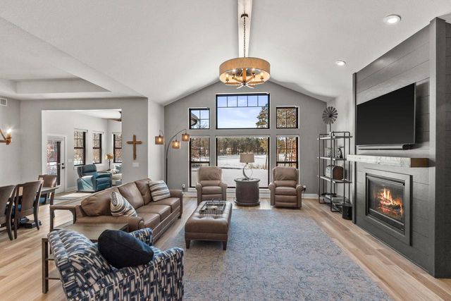 375 Pinehurst Drive, Nekoosa, WI 54457