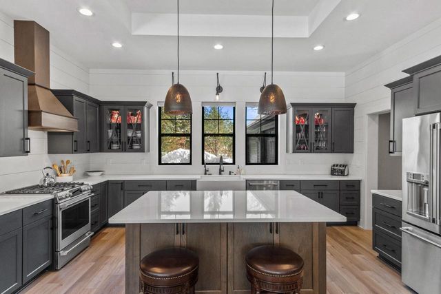 375 Pinehurst Drive, Nekoosa, WI 54457