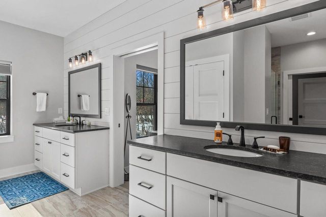 375 Pinehurst Drive, Nekoosa, WI 54457