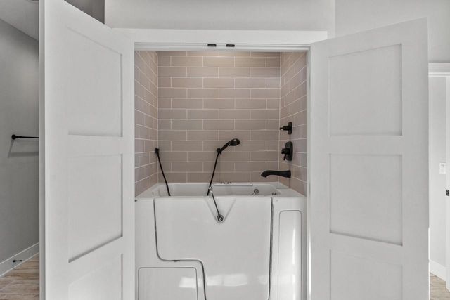 375 Pinehurst Drive, Nekoosa, WI 54457