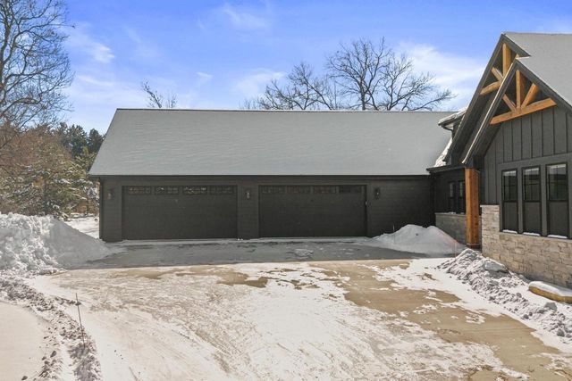 375 Pinehurst Drive, Nekoosa, WI 54457