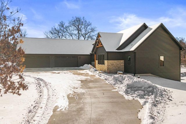 375 Pinehurst Drive, Nekoosa, WI 54457