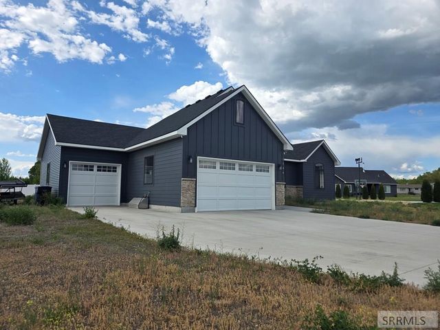 1104 Cypress Loop, Rexburg, ID 83440