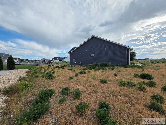 1104 Cypress Loop, Rexburg, ID 83440