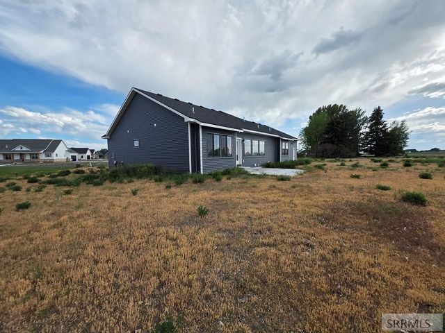 1104 Cypress Loop, Rexburg, ID 83440