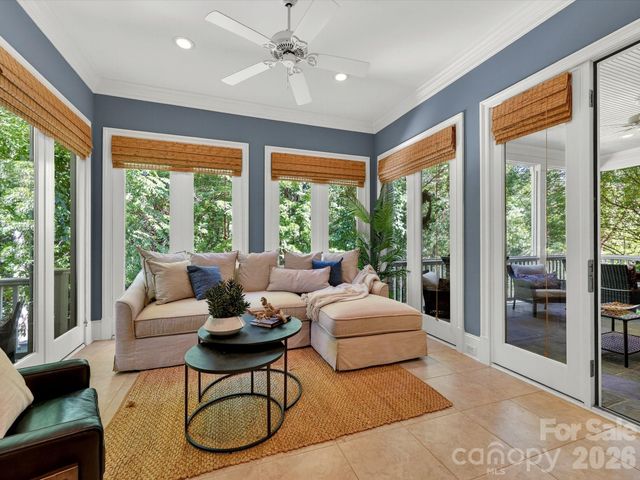 7510 Seton House Lane, Charlotte, NC 28277