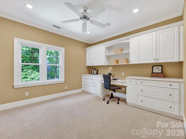 7510 Seton House Lane, Charlotte, NC 28277