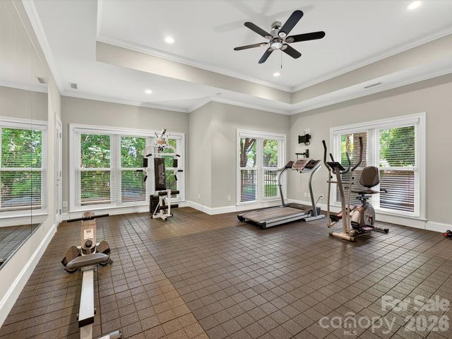 7510 Seton House Lane, Charlotte, NC 28277